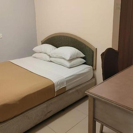 F Hotel Bayan Lepas Bagian luar foto